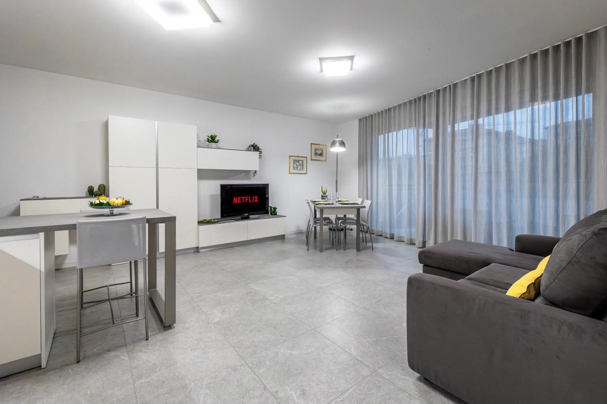 Eco Town Housefree Parking A/c Bergamo